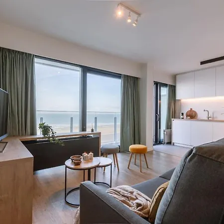 Apartment Cosy With Terrace Overlooking The Sea