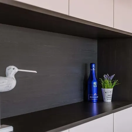 Huswell - Cosy With Terrace Overlooking The Sea Appartement *